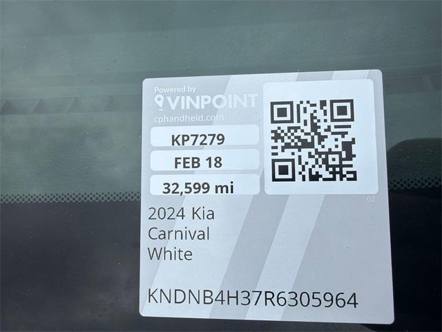 used 2024 Kia Carnival car, priced at $31,991