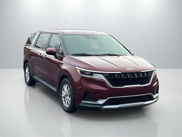 used 2024 Kia Carnival car, priced at $17,991