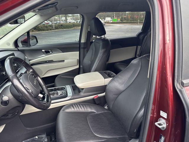 used 2024 Kia Carnival car, priced at $18,891