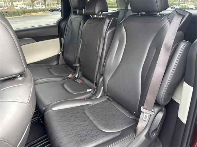 used 2024 Kia Carnival car, priced at $18,991