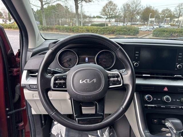 used 2024 Kia Carnival car, priced at $18,891