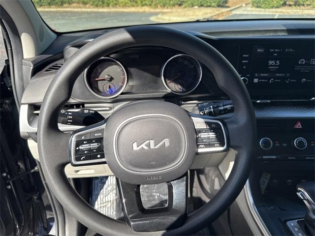 used 2023 Kia Carnival car, priced at $23,791