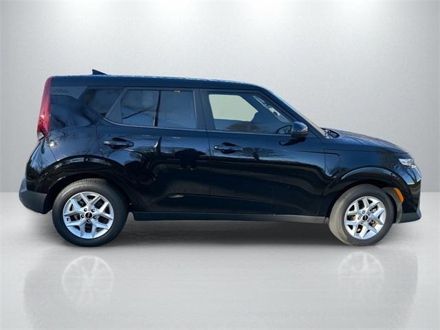 used 2022 Kia Soul car, priced at $15,991