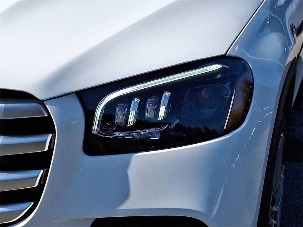 new 2026 Mercedes-Benz GLS 450 car, priced at $92,330