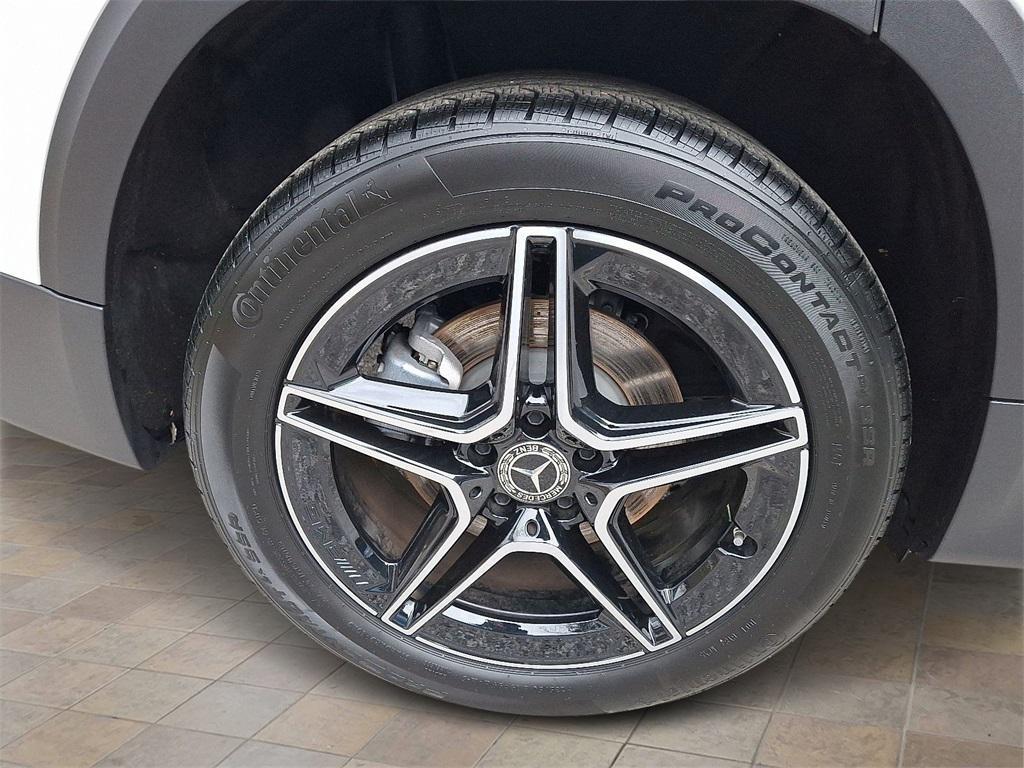 used 2025 Mercedes-Benz GLB 250 car, priced at $43,981