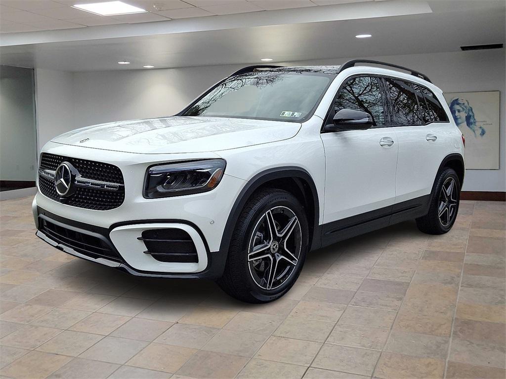 used 2025 Mercedes-Benz GLB 250 car, priced at $43,981