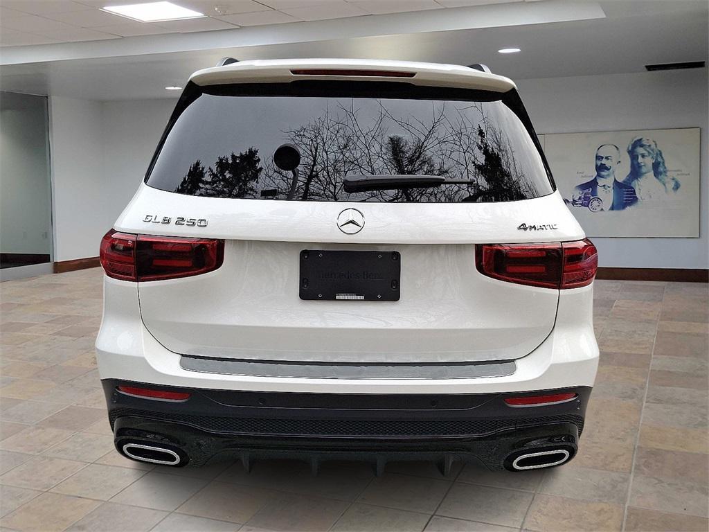 used 2025 Mercedes-Benz GLB 250 car, priced at $43,981