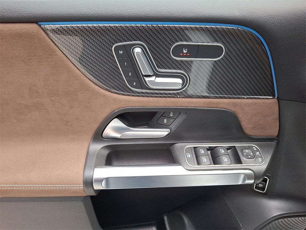 used 2025 Mercedes-Benz GLB 250 car, priced at $43,981