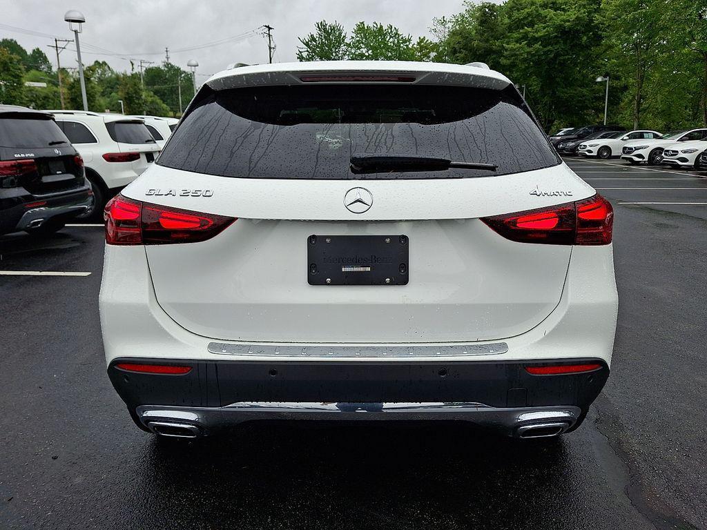 new 2026 Mercedes-Benz GLA 250 car, priced at $51,240