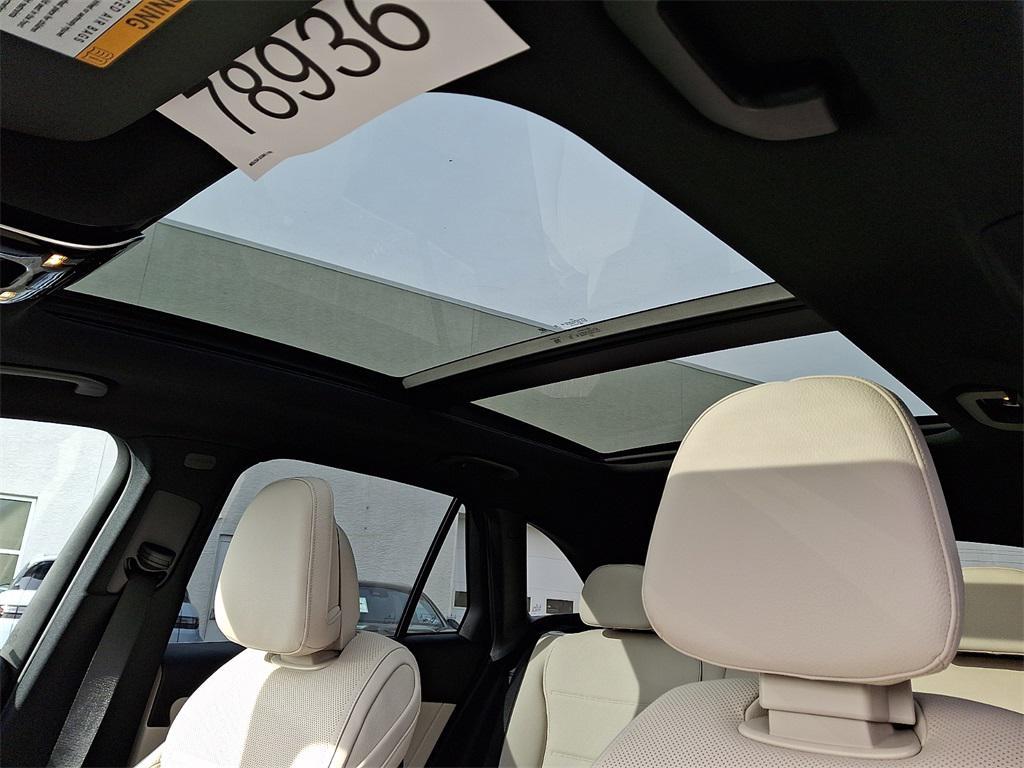 new 2026 Mercedes-Benz GLC 300 car, priced at $61,020