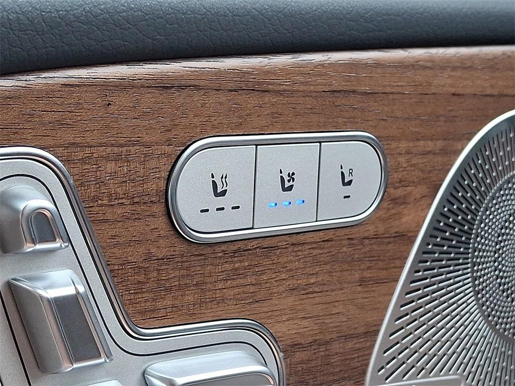 new 2026 Mercedes-Benz GLS 450 car, priced at $94,410