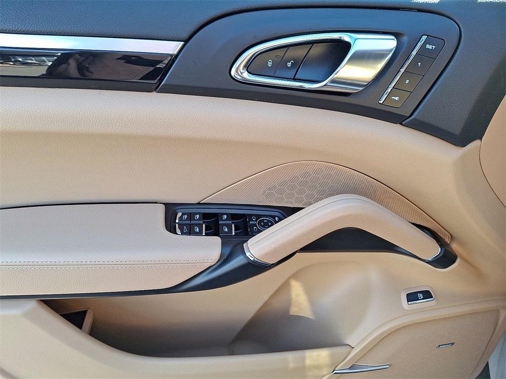 used 2015 Porsche Cayenne car, priced at $16,981