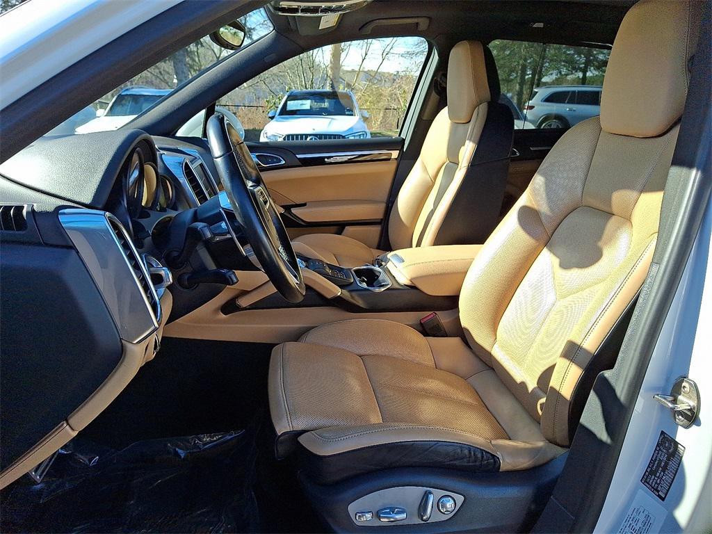 used 2015 Porsche Cayenne car, priced at $16,981