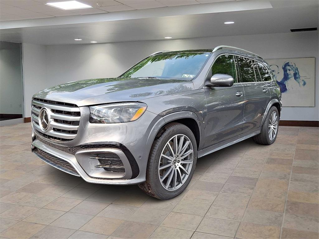 new 2025 Mercedes-Benz GLS 450 car, priced at $96,495