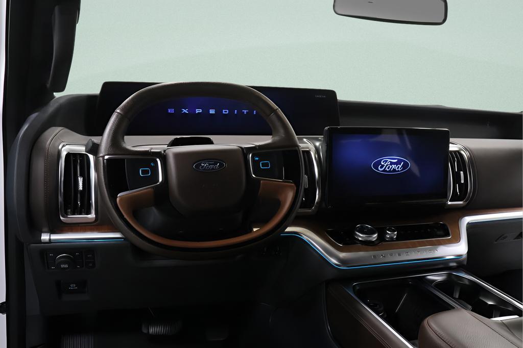 used 2025 Ford Expedition car, priced at $74,390