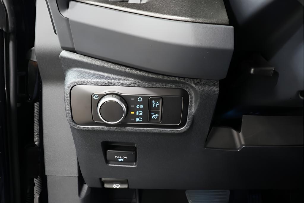 new 2025 Ford Bronco car, priced at $47,136