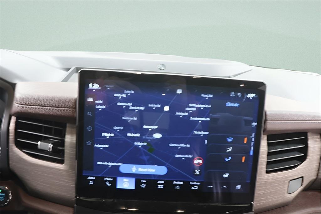 used 2024 Ford Expedition car, priced at $45,995