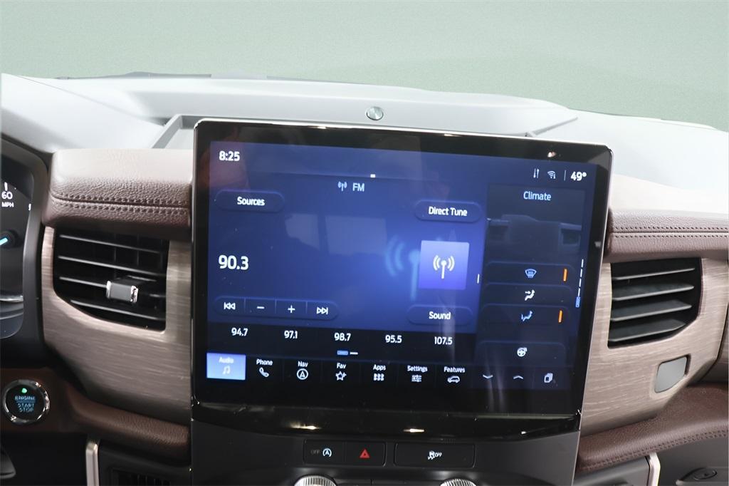 used 2024 Ford Expedition car, priced at $45,995