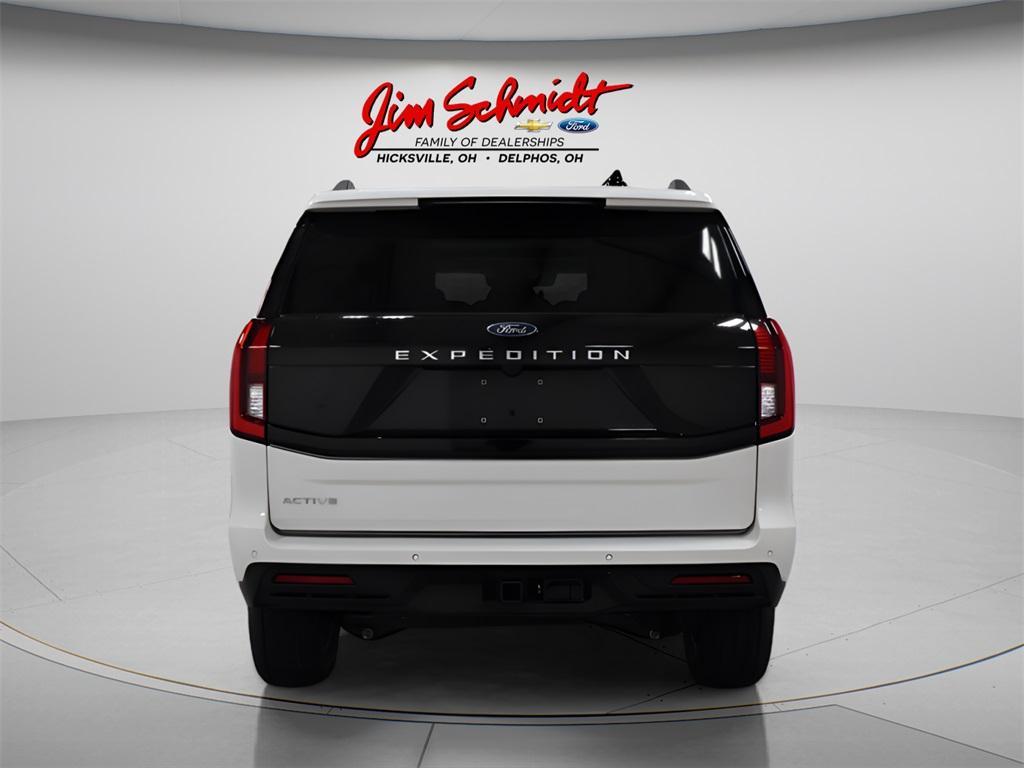 new 2026 Ford Expedition car, priced at $72,184