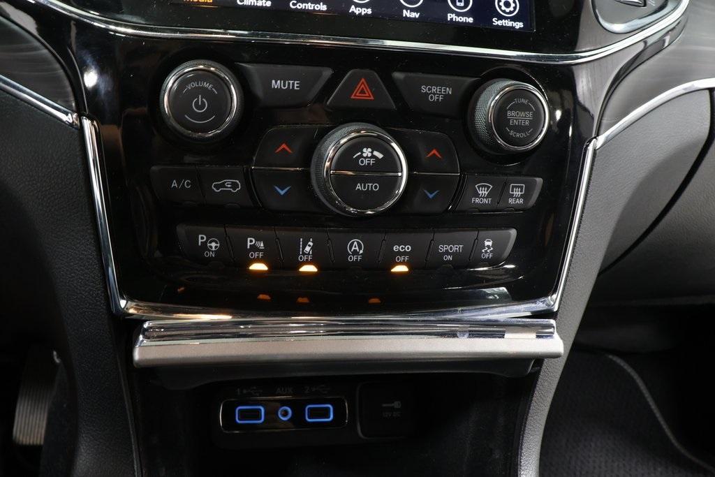 used 2021 Jeep Grand Cherokee car, priced at $19,185