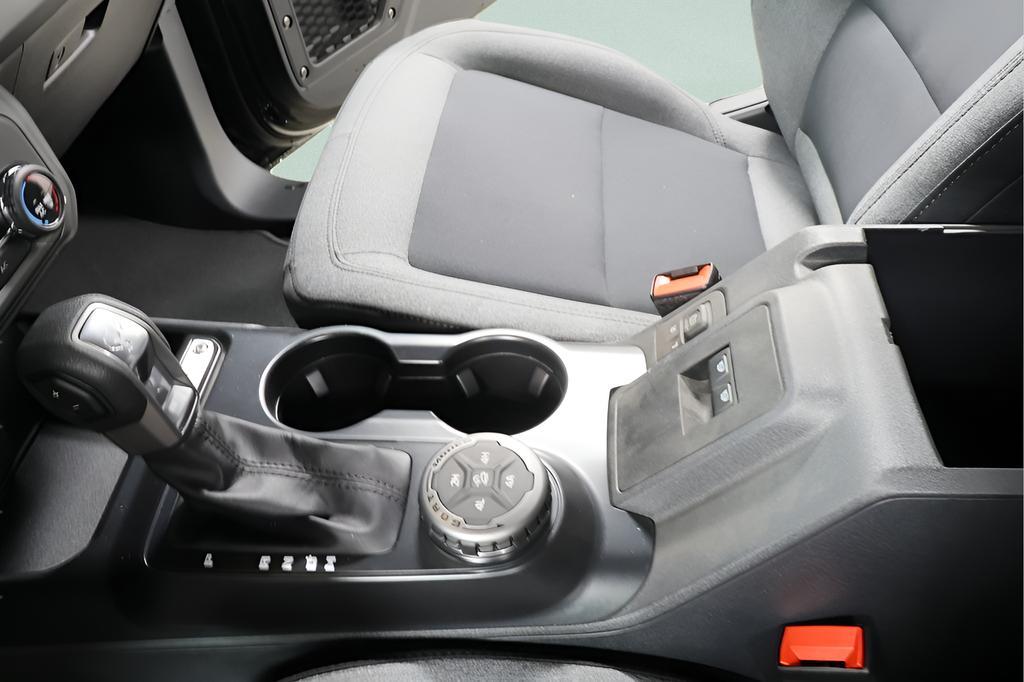 new 2025 Ford Bronco car, priced at $47,935