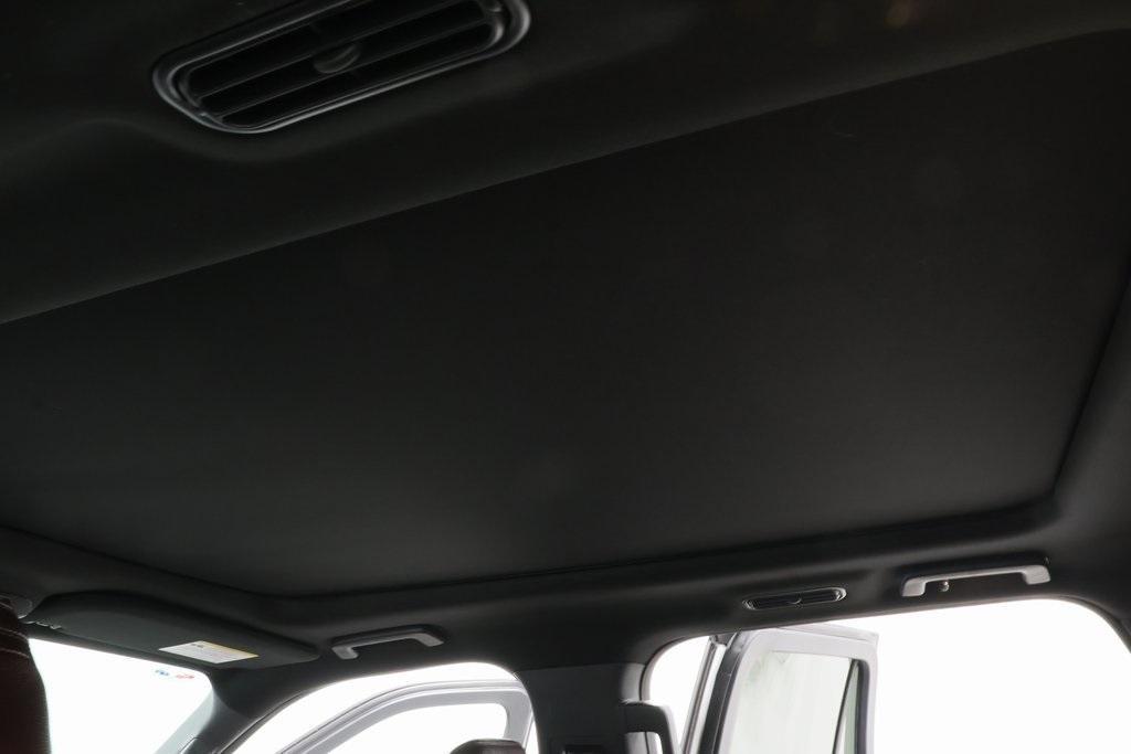 used 2024 Ford Expedition car, priced at $47,510