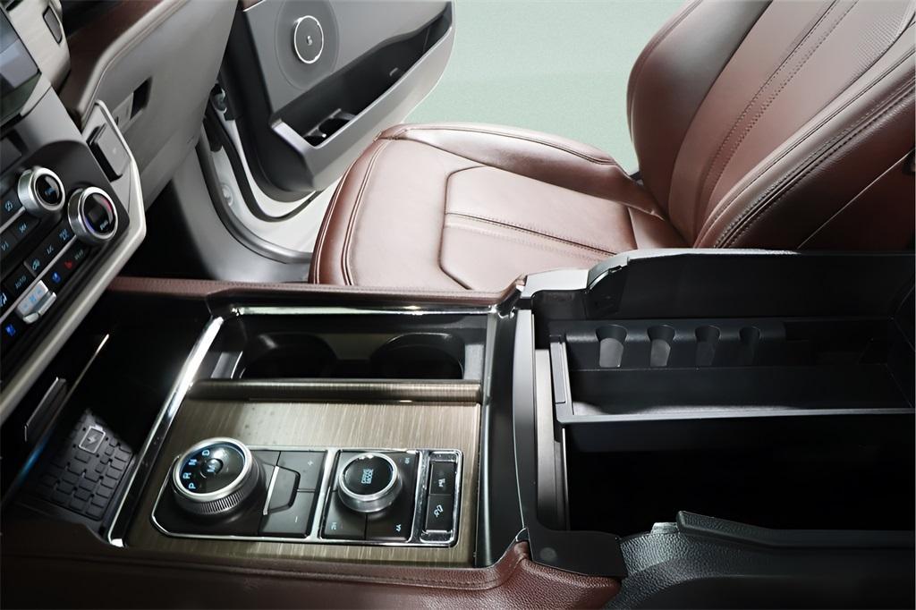 used 2024 Ford Expedition car, priced at $47,510