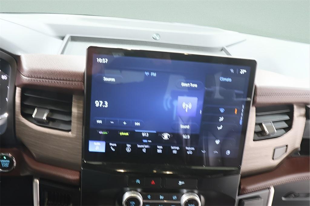 used 2024 Ford Expedition car, priced at $47,510