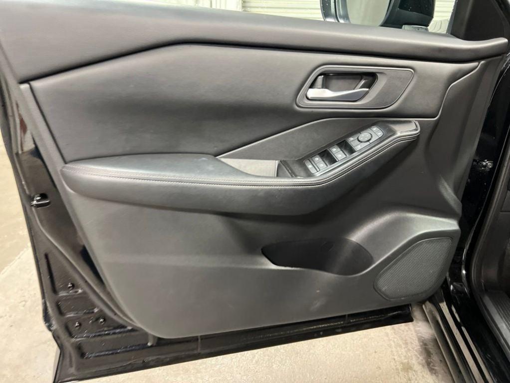 used 2025 Nissan Rogue car, priced at $21,999