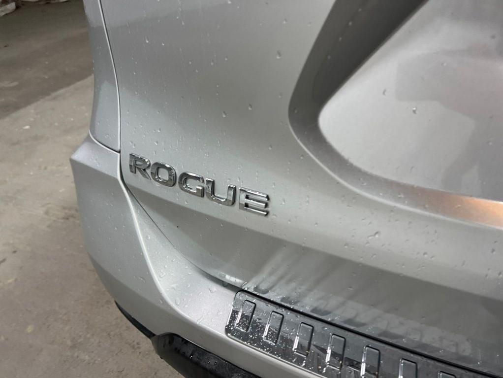 used 2020 Nissan Rogue car, priced at $12,882