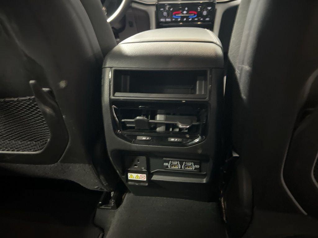 used 2025 Jeep Grand Cherokee car, priced at $33,599