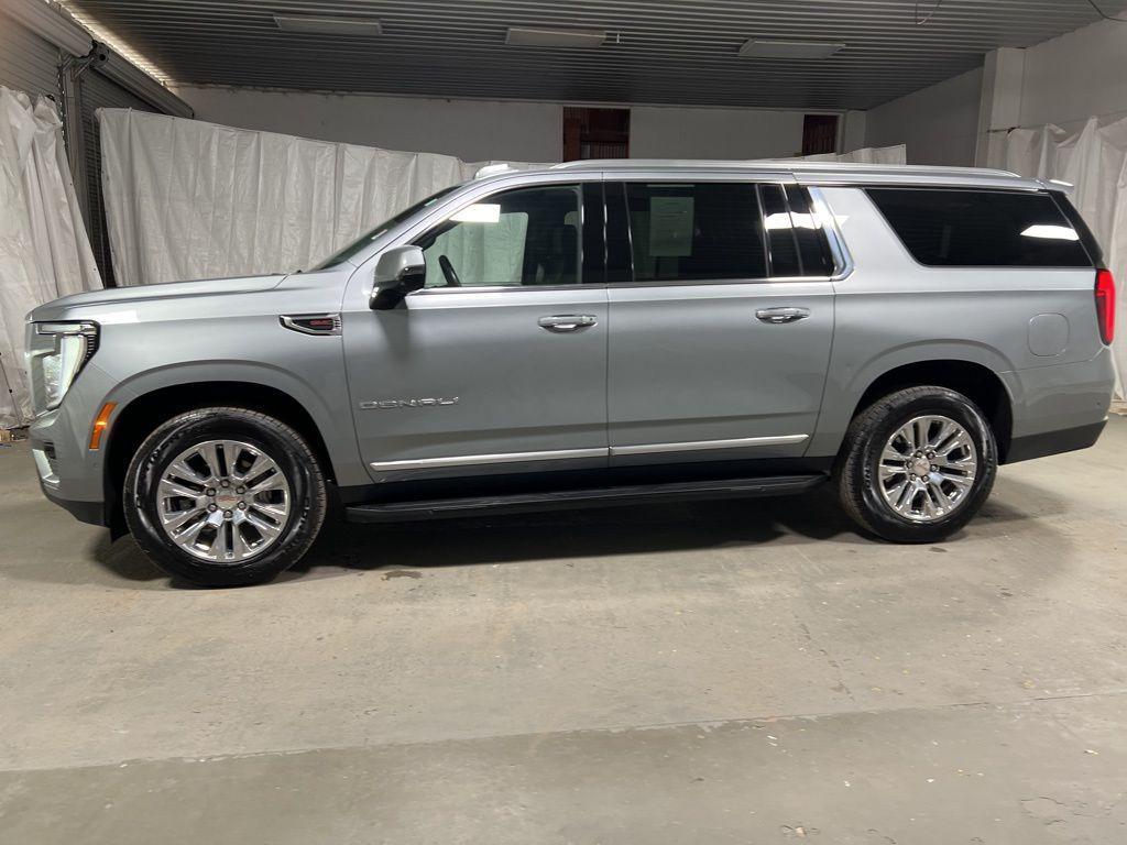 used 2025 GMC Yukon XL car, priced at $66,998