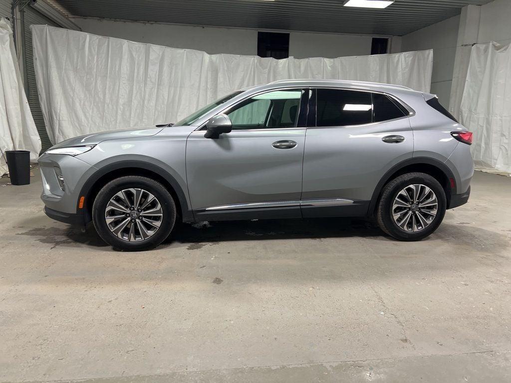 used 2025 Buick Envision car, priced at $28,900