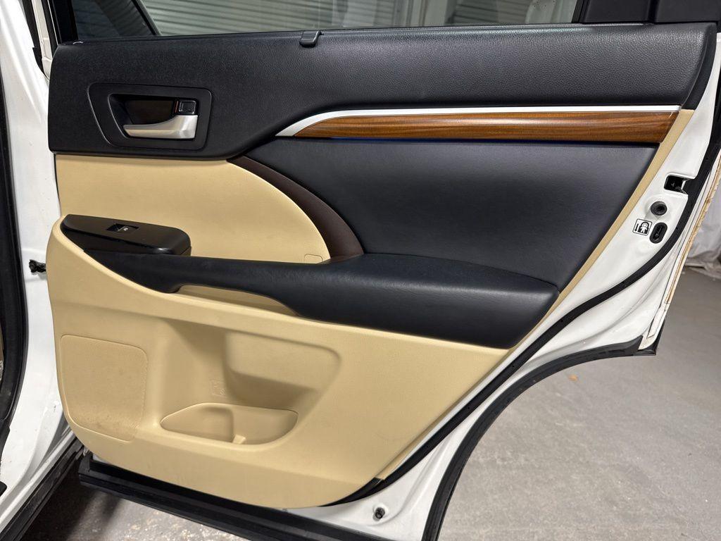 used 2018 Toyota Highlander car, priced at $20,500