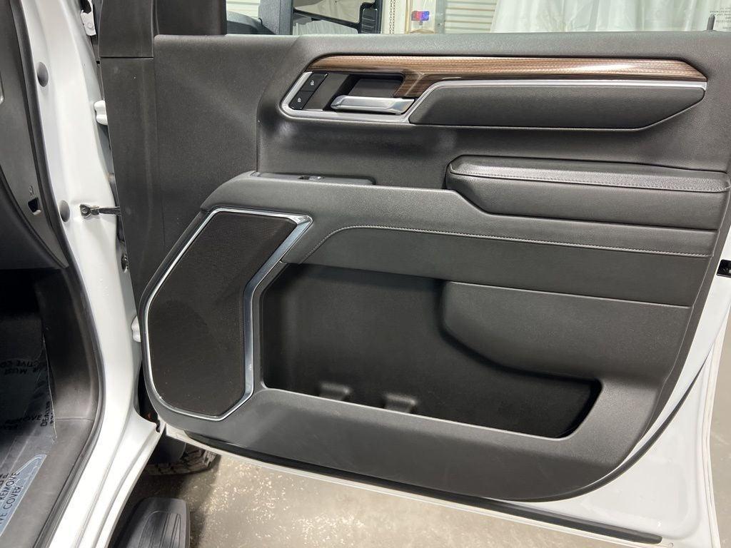 used 2024 Chevrolet Silverado 2500 car, priced at $50,612