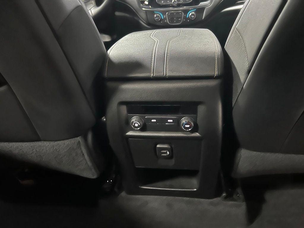 used 2023 Chevrolet Traverse car, priced at $29,943