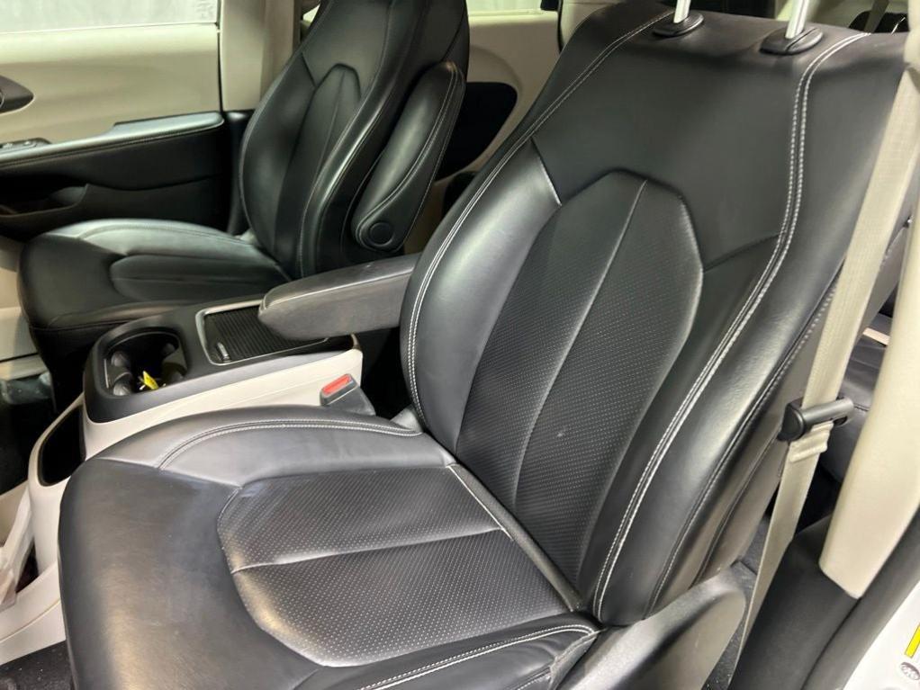 used 2023 Chrysler Pacifica car, priced at $21,952