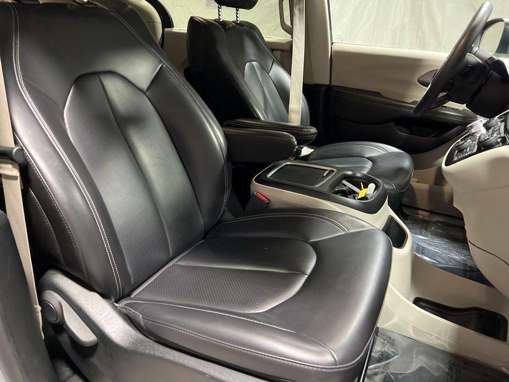 used 2023 Chrysler Pacifica car, priced at $23,200