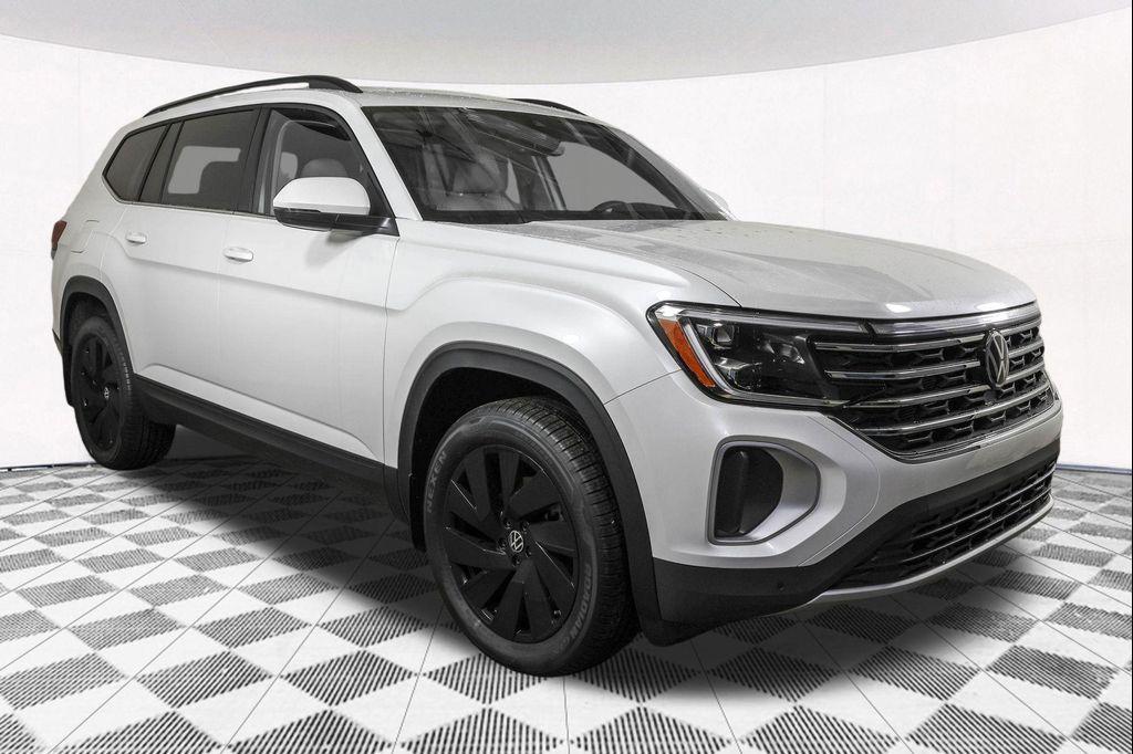 new 2026 Volkswagen Atlas car, priced at $44,272