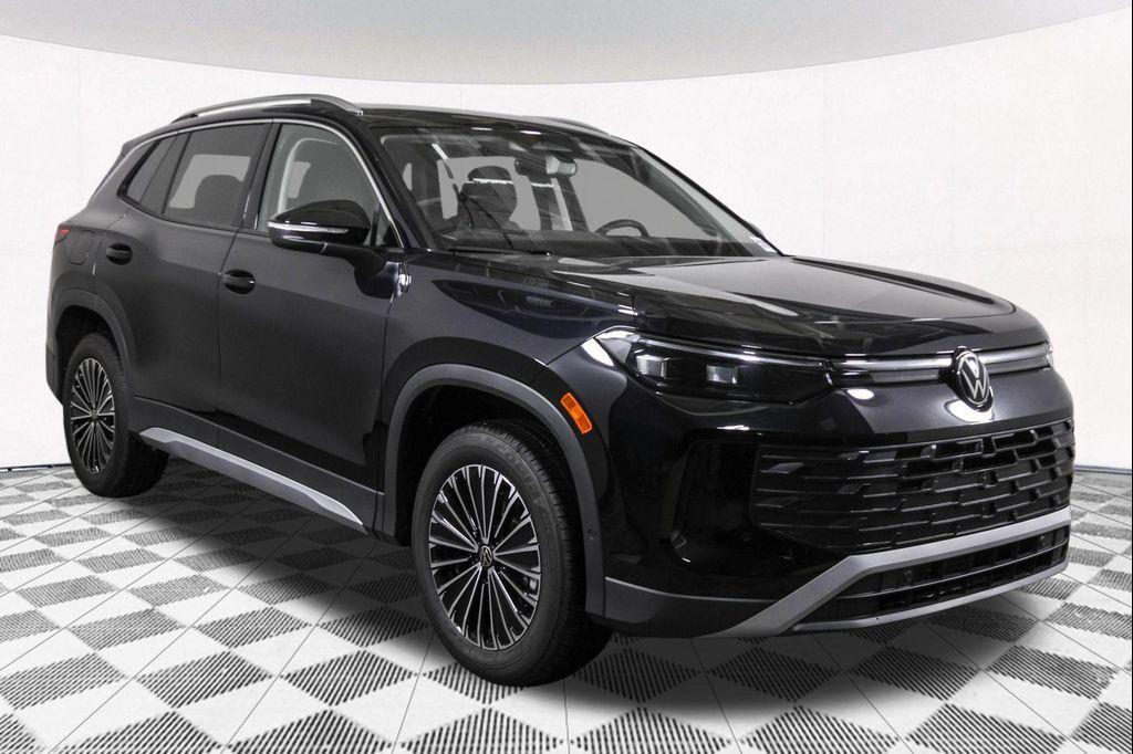 new 2026 Volkswagen Tiguan car, priced at $32,504