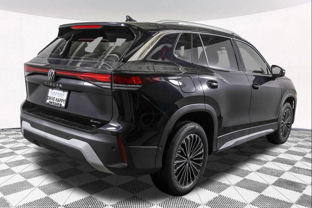 new 2026 Volkswagen Tiguan car, priced at $32,504