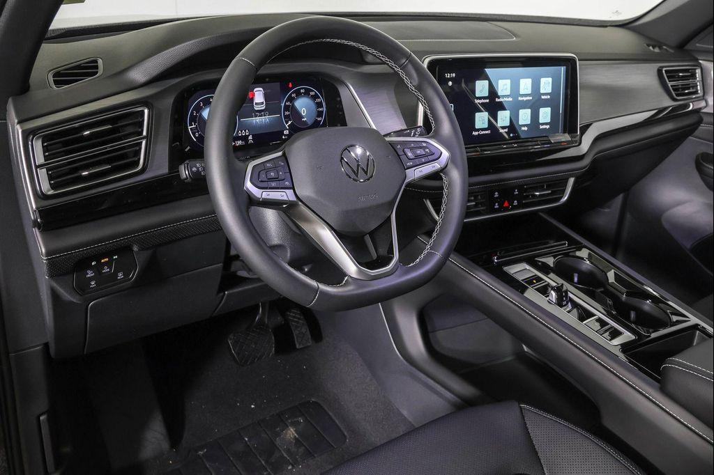 new 2026 Volkswagen Atlas Cross Sport car, priced at $44,425