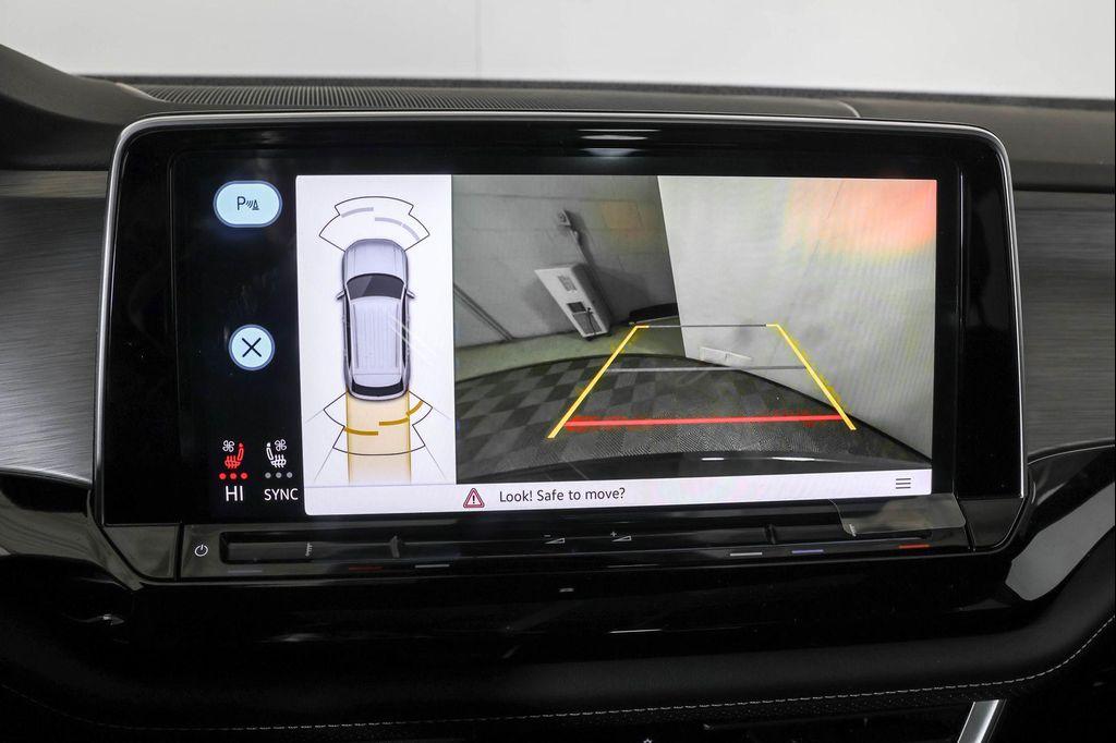 new 2026 Volkswagen Atlas Cross Sport car, priced at $44,425