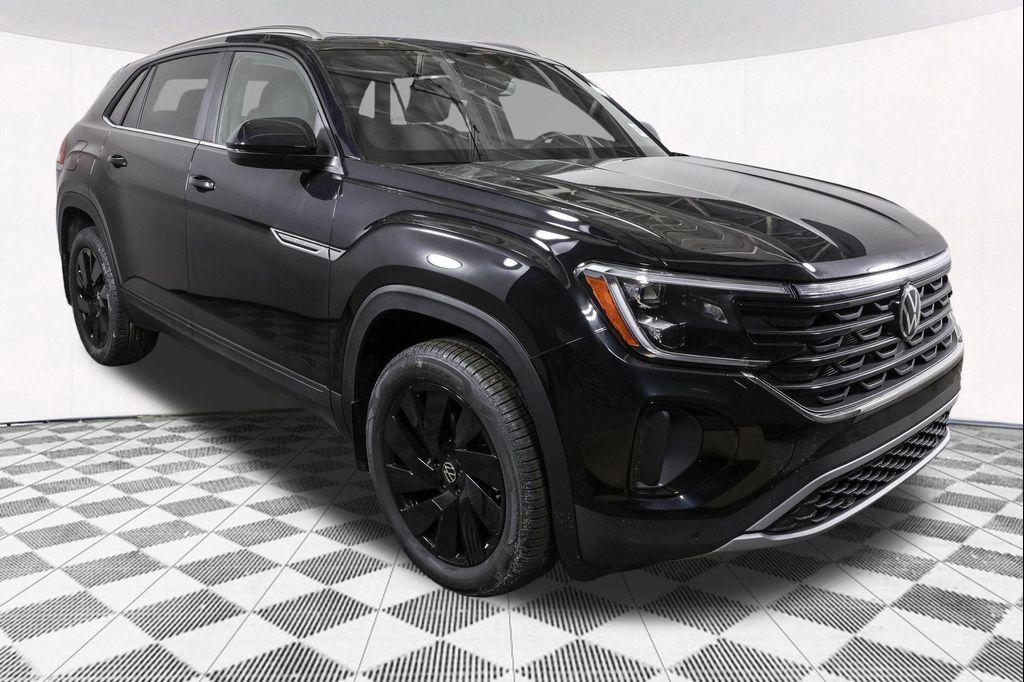 new 2026 Volkswagen Atlas Cross Sport car, priced at $44,425