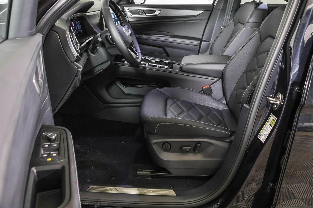 new 2026 Volkswagen Atlas Cross Sport car, priced at $44,425