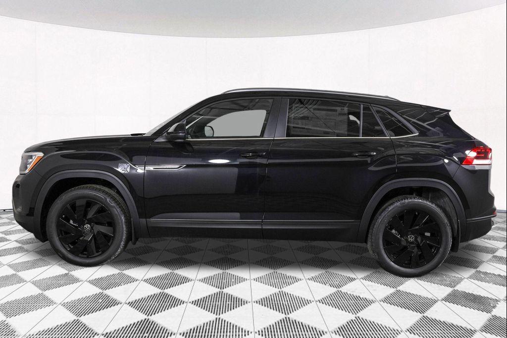 new 2026 Volkswagen Atlas Cross Sport car, priced at $44,425