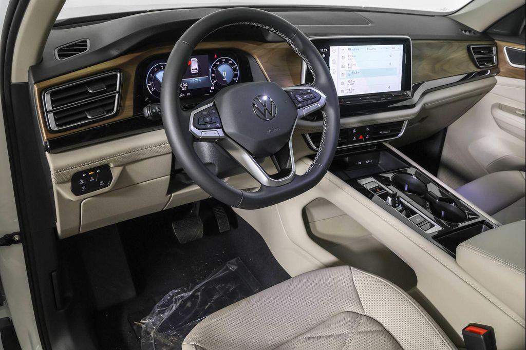 new 2026 Volkswagen Atlas car, priced at $43,983