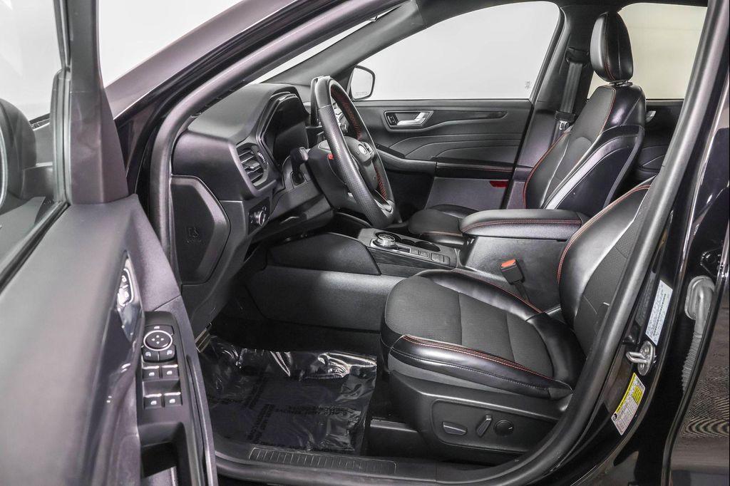 used 2023 Ford Escape car, priced at $20,995