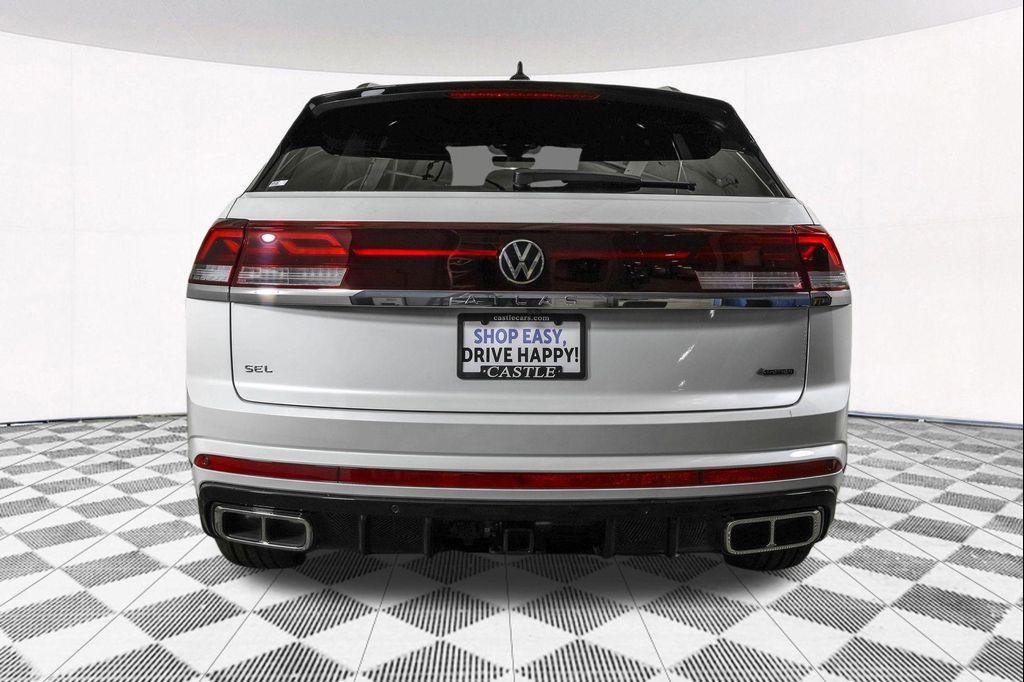 new 2026 Volkswagen Atlas Cross Sport car, priced at $52,439