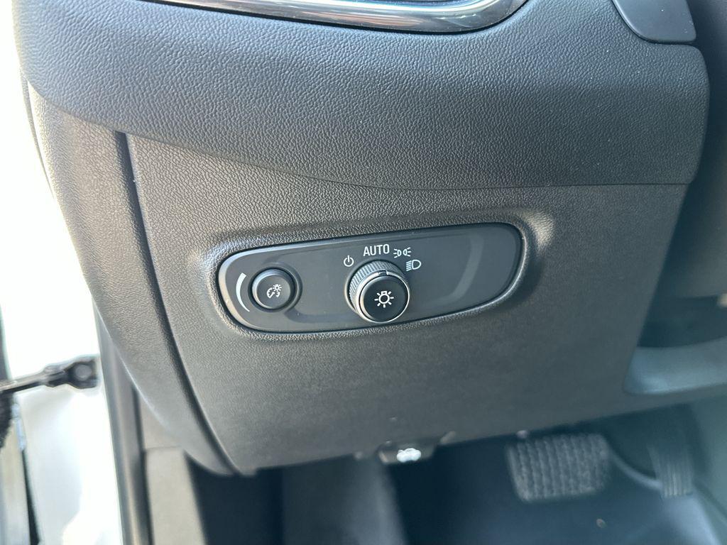 used 2023 Chevrolet Equinox car, priced at $20,850